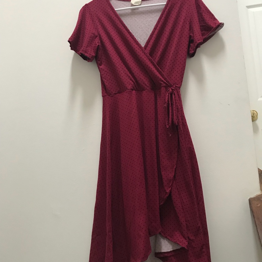 Spotted, strawberry-colored, v-neck wrap dress